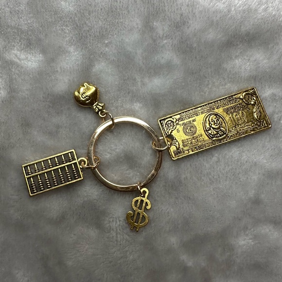Gold money keychaiN - Picture 1 of 3
